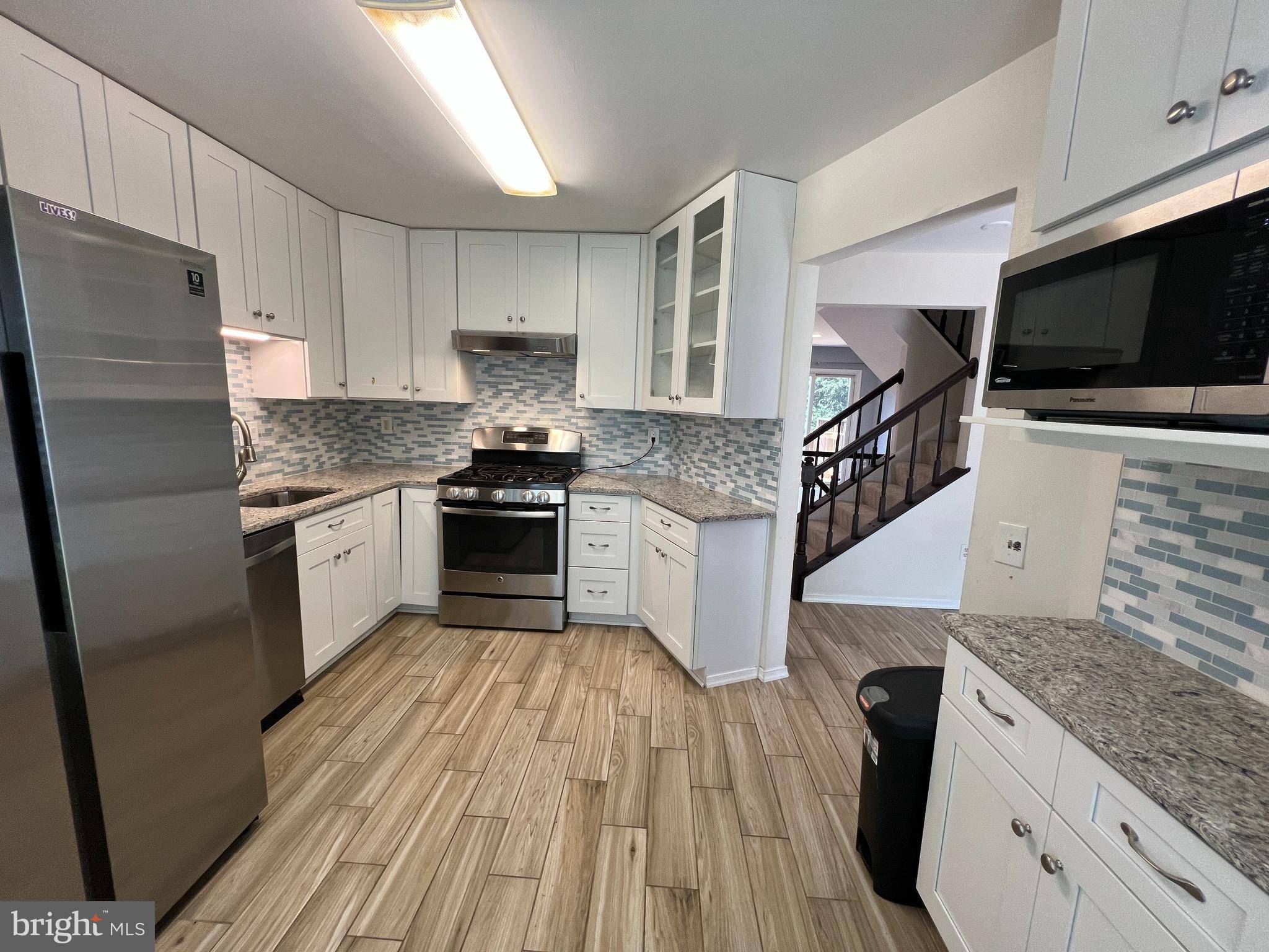 Leesburg, VA 20176,882 SMARTTS LN NE