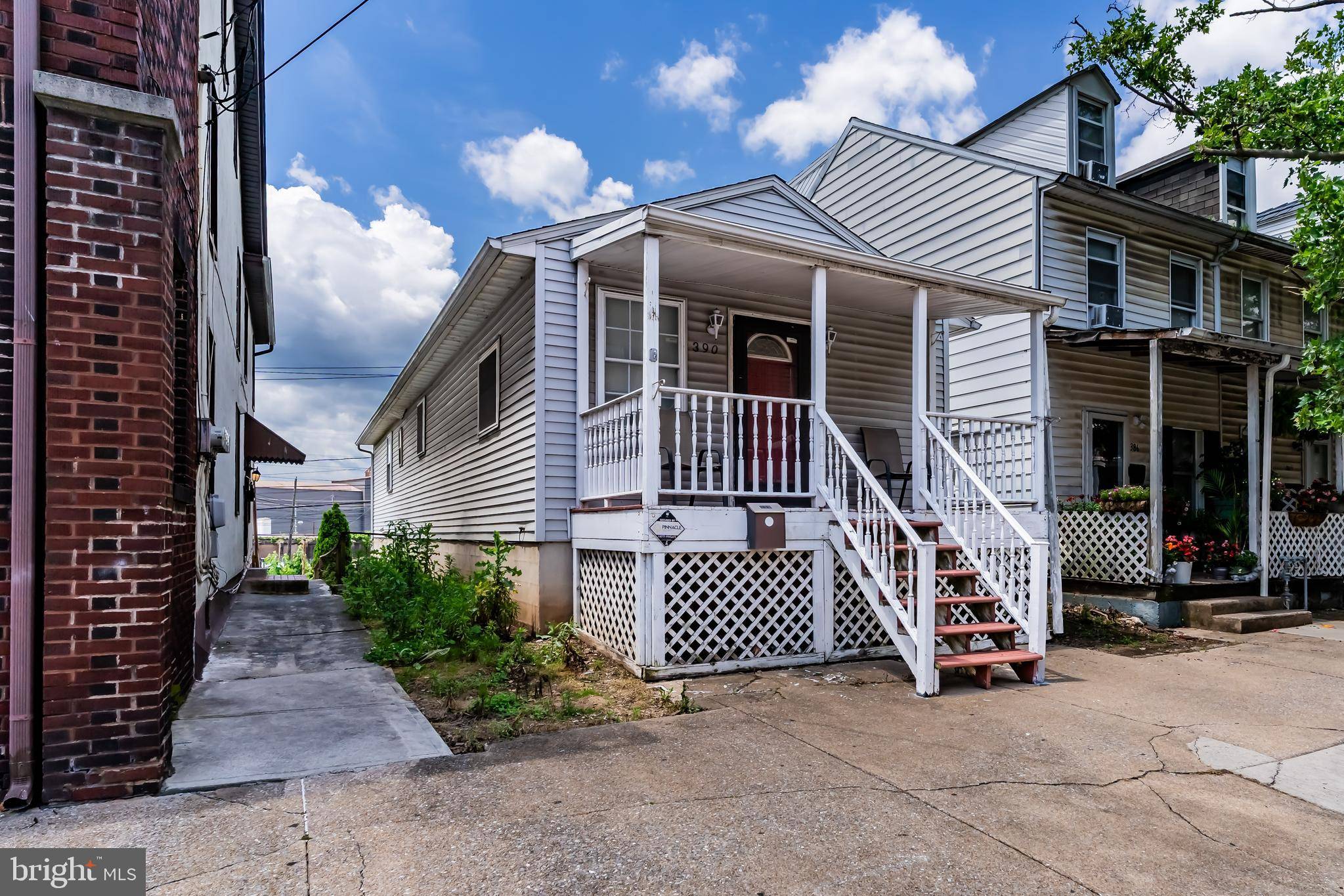 Steelton, PA 17113,390 S 2ND ST