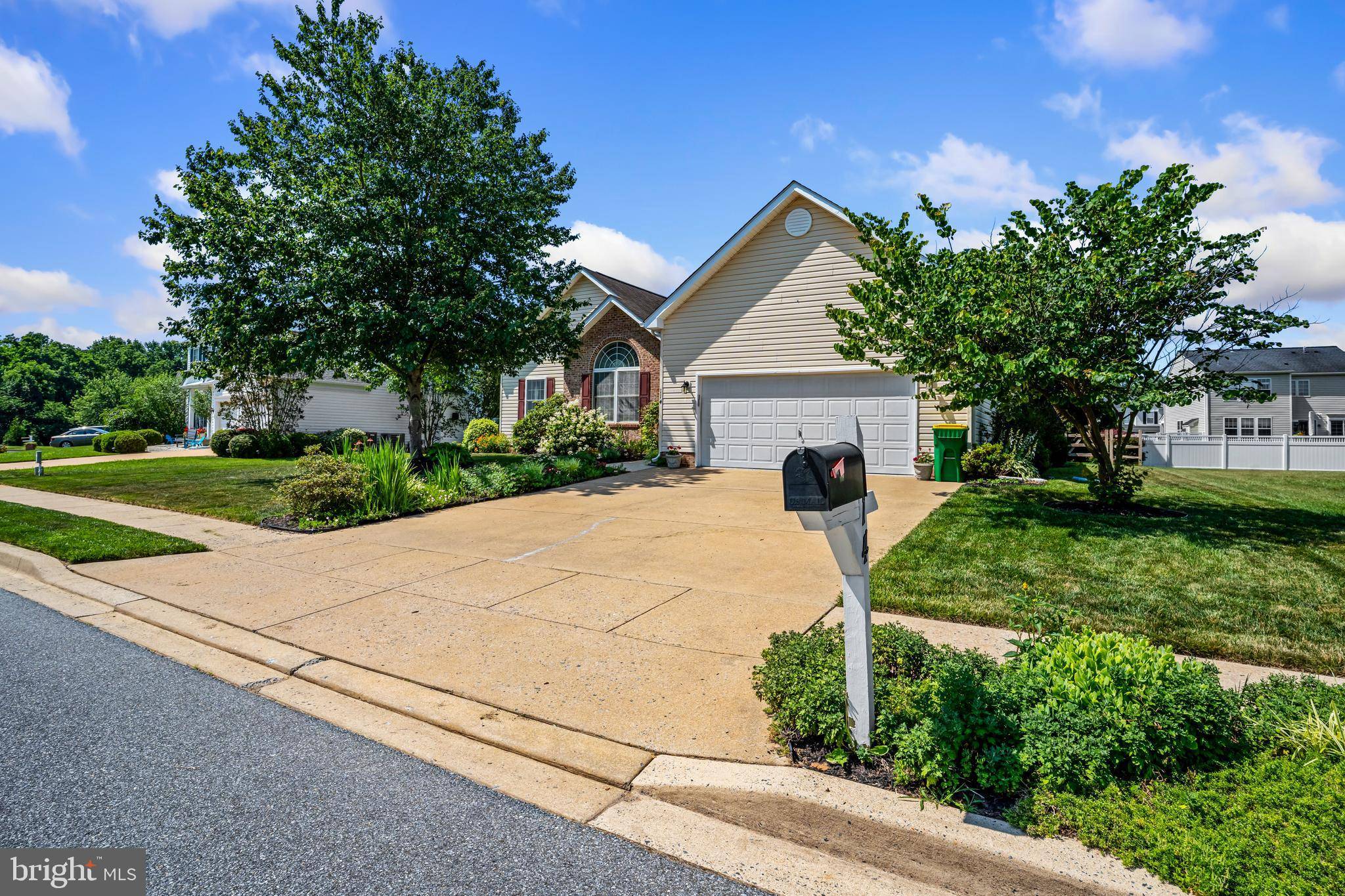 Middletown, DE 19709,114 E MINGLEWOOD DR
