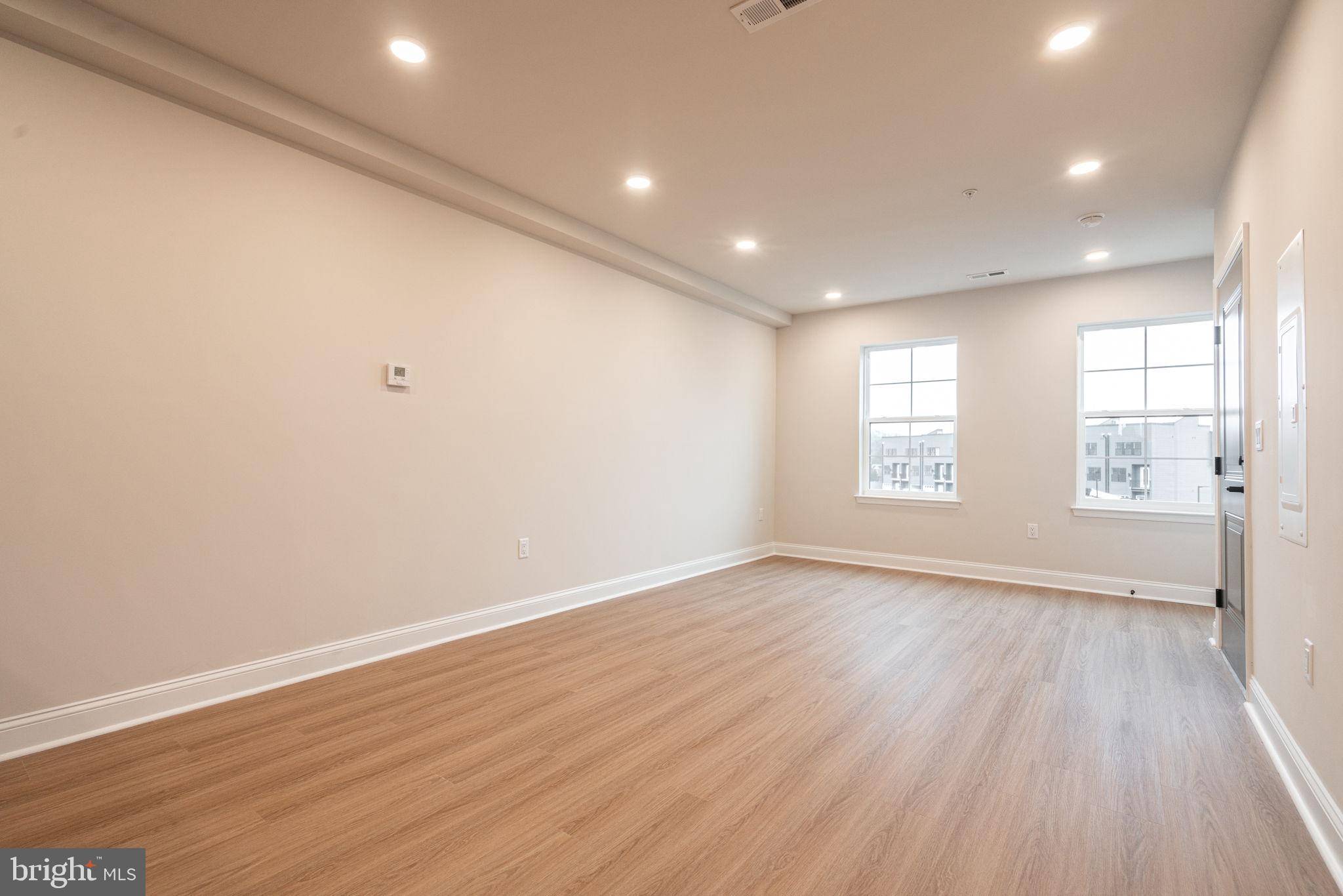 Philadelphia, PA 19131,4090 LESLIE LN #A44