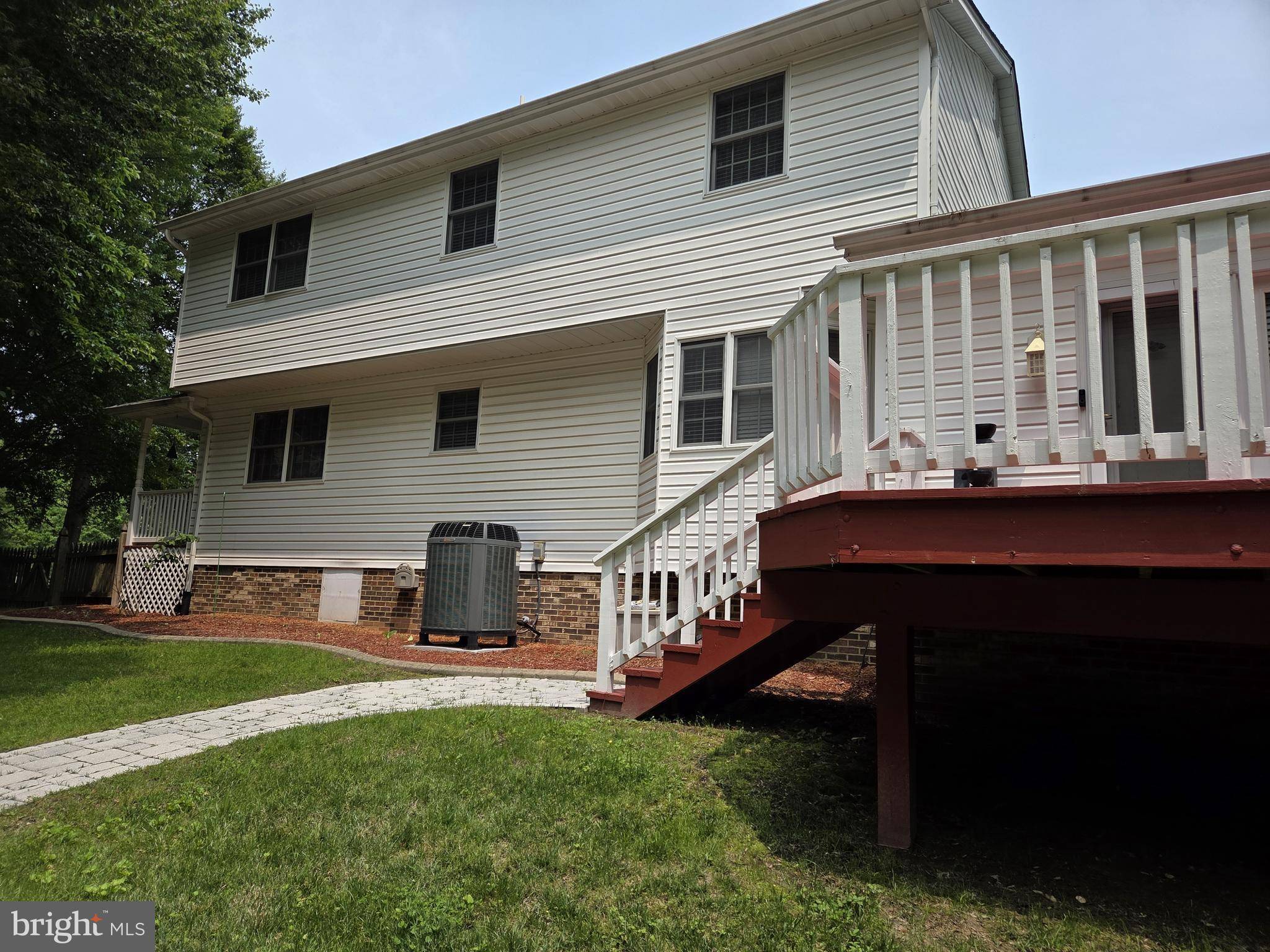 La Plata, MD 20646,1009 WALES DR