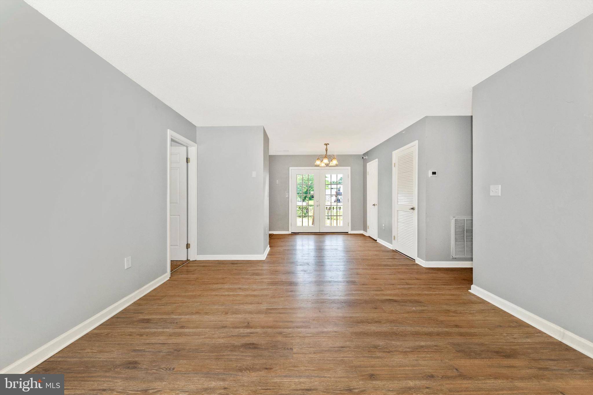 Charles Town, WV 25414,135 JOHNS CT