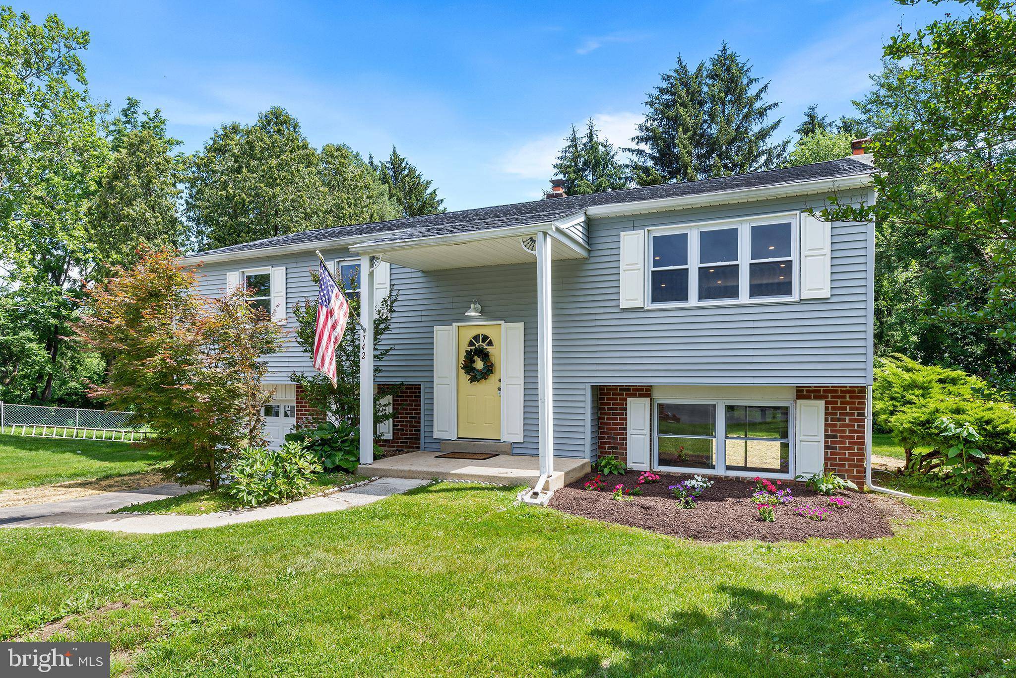 Aston, PA 19014,742 GOODALE DR
