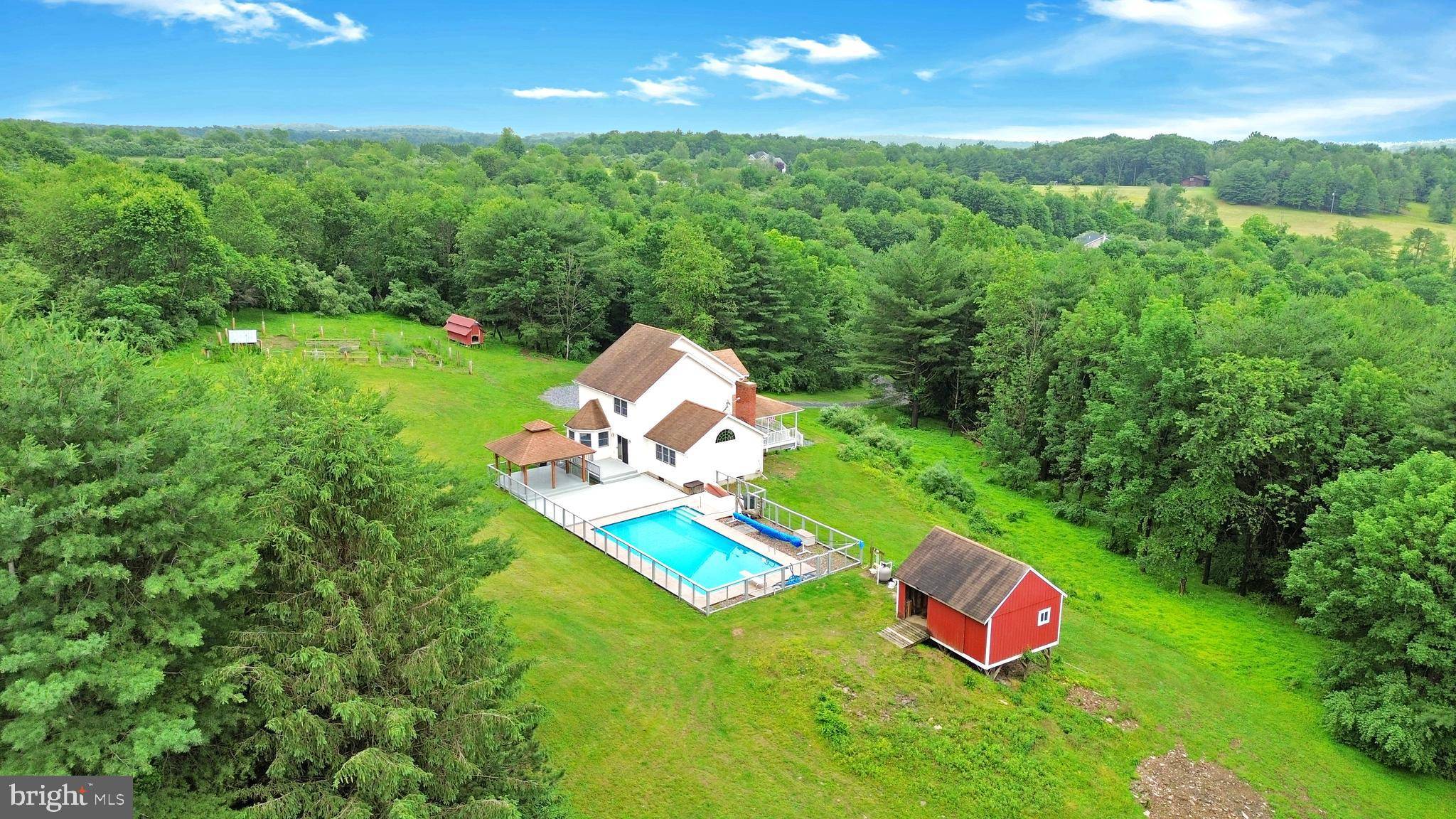 Palmerton, PA 18071,132 SYCAMORE DR