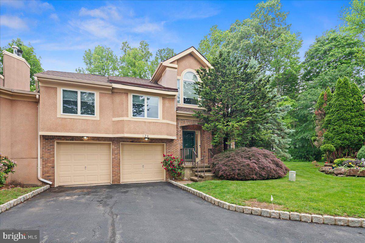 Monmouth Junction, NJ 08852,124 KINGSLAND CIR