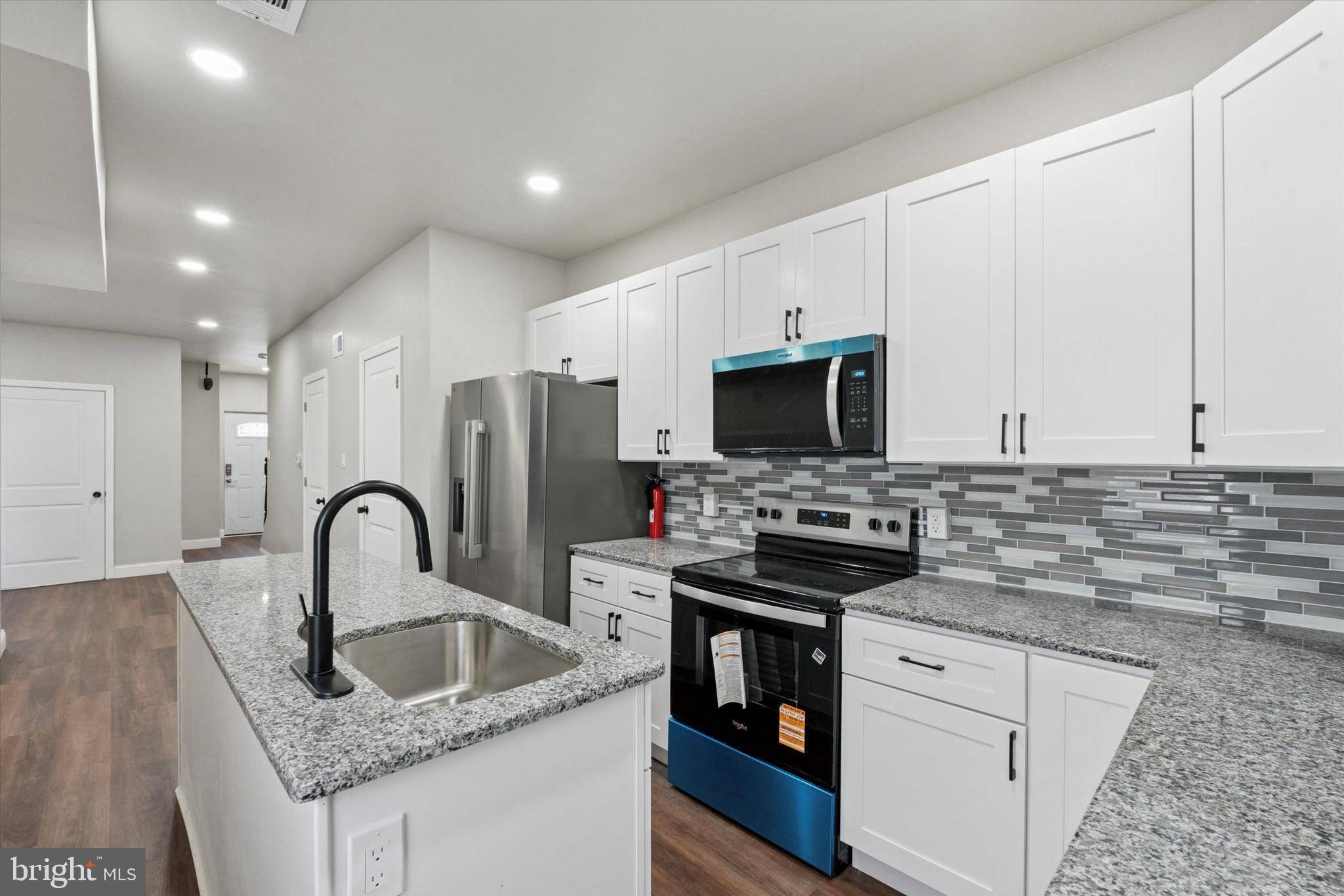 Philadelphia, PA 19121,2419 ARLINGTON ST