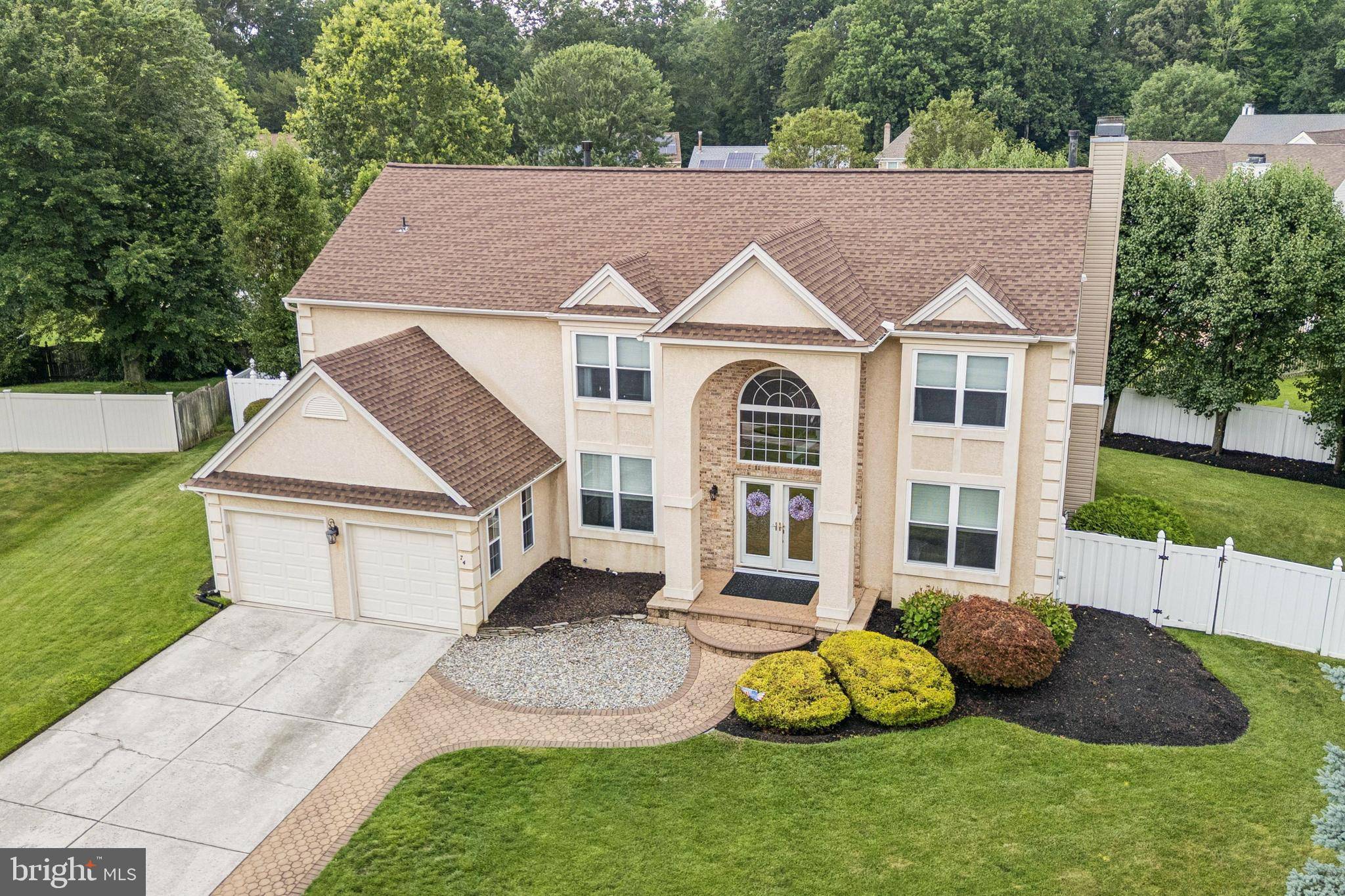 Sewell, NJ 08080,74 THORNWOOD LN