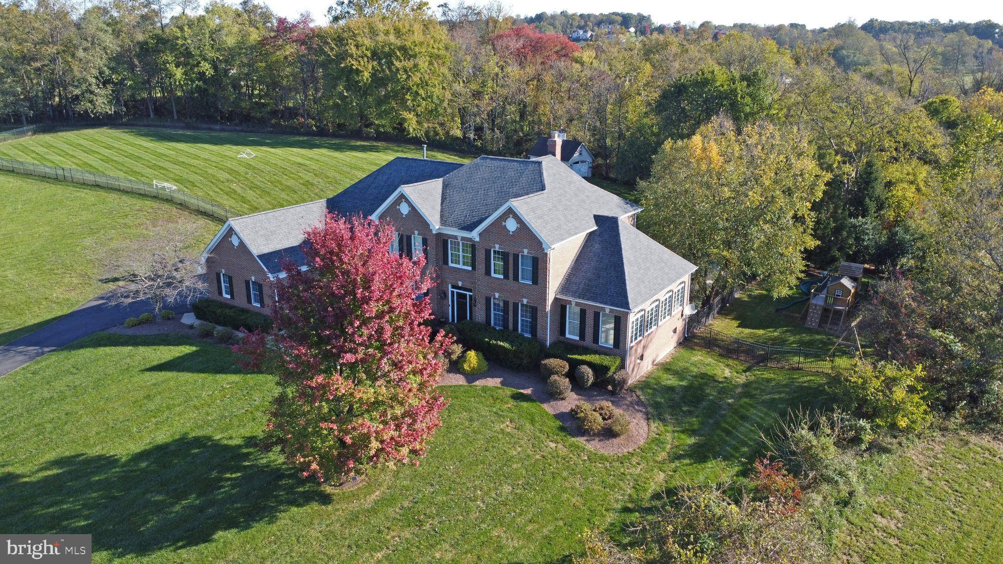 Leesburg, VA 20175,18132 SHENSTONE RUN CT