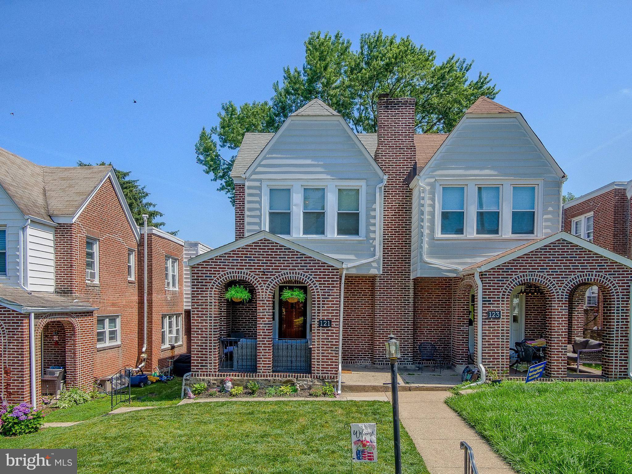 Springfield, PA 19064,121 WAYNE AVE