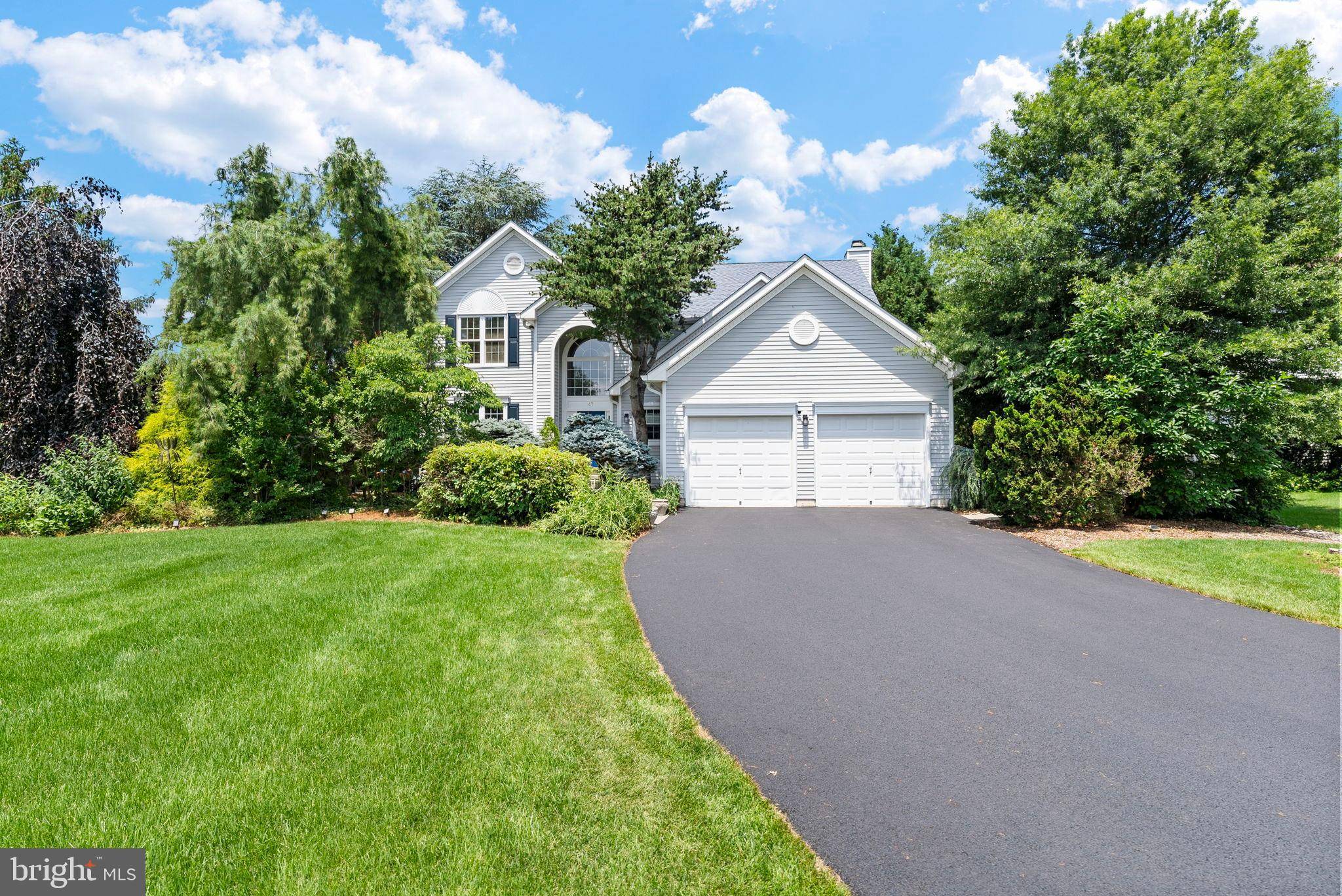 Hightstown, NJ 08520,47 STONEHEDGE DR