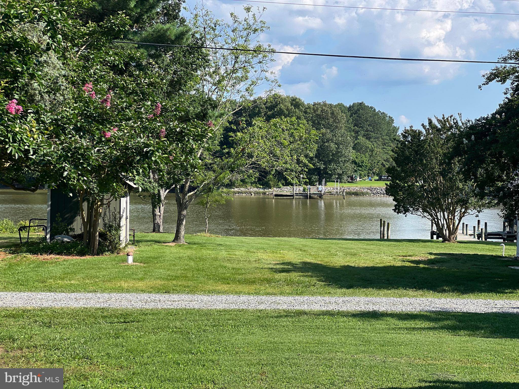 Hague, VA 22469,827 TRAVELERS REST