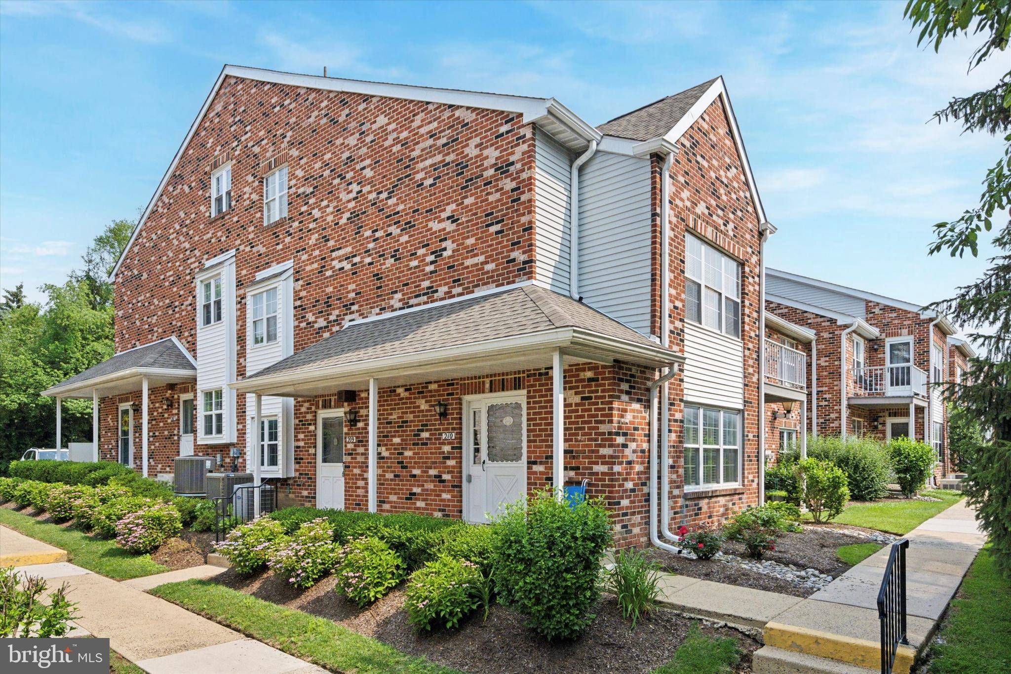 Elkins Park, PA 19027,209 GLEN LN