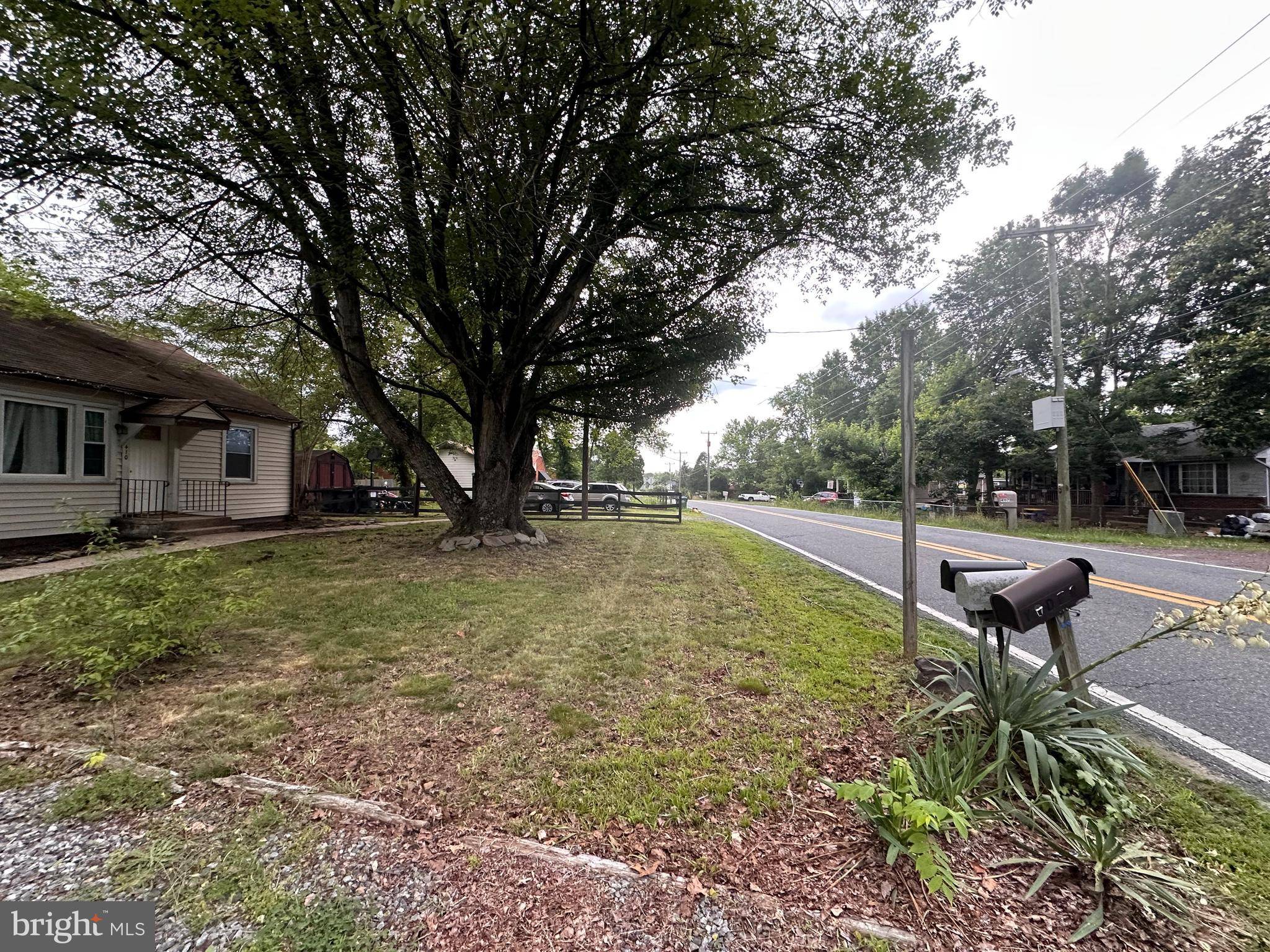 Fredericksburg, VA 22405,410 TRUSLOW RD