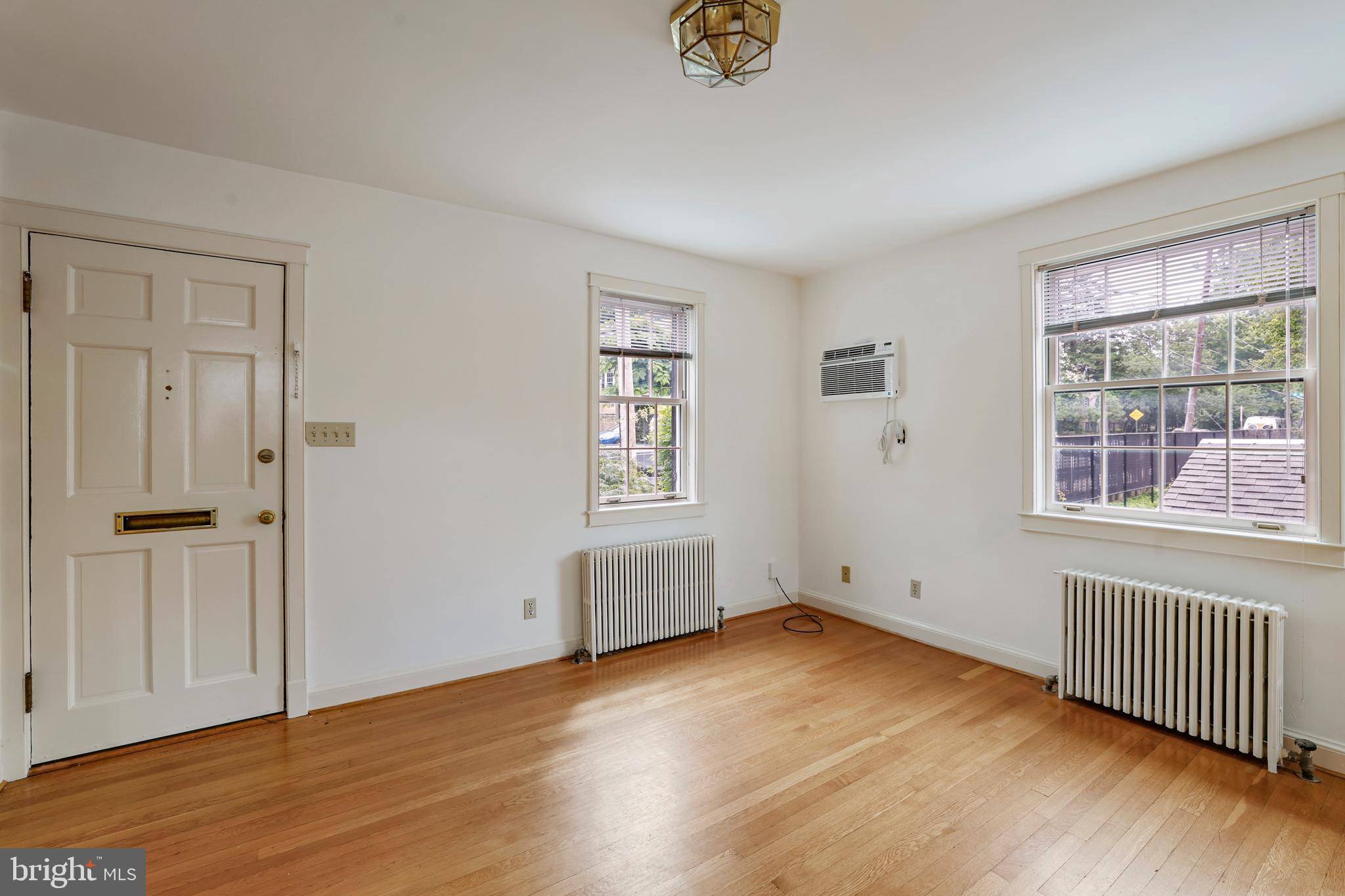 Washington, DC 20007,2116 TUNLAW RD NW