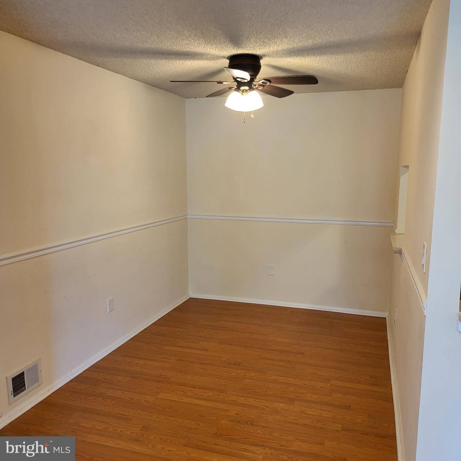 Franklin Park, NJ 08823,219 RACHEL CT