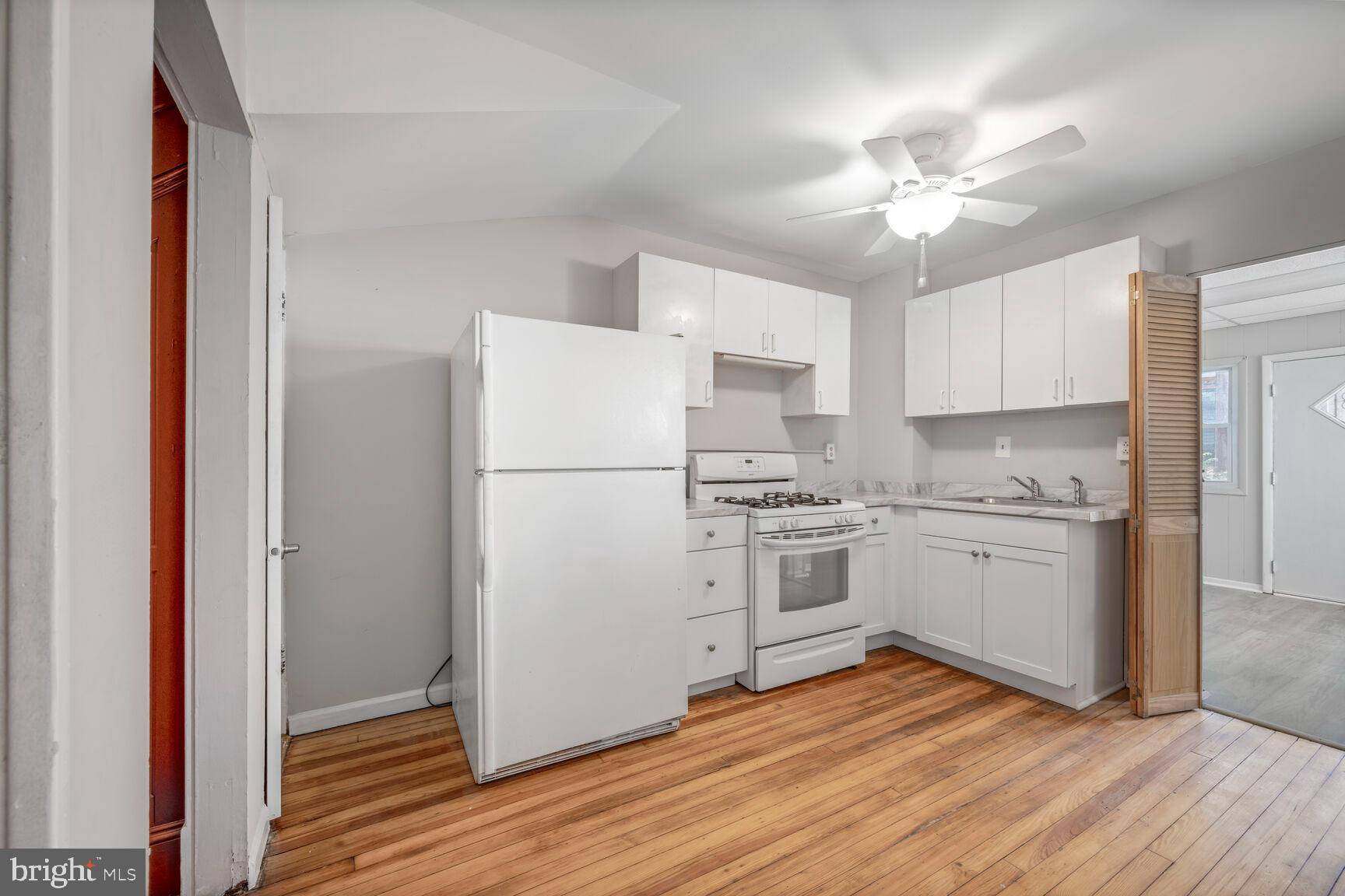 Washington, DC 20010,742 NEWTON PL NW