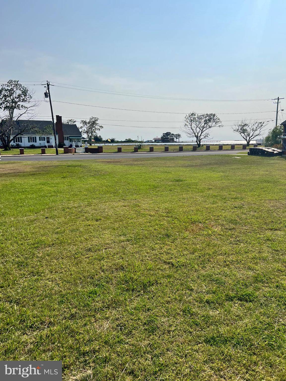 Crisfield, MD 21817,122 HALL HWY