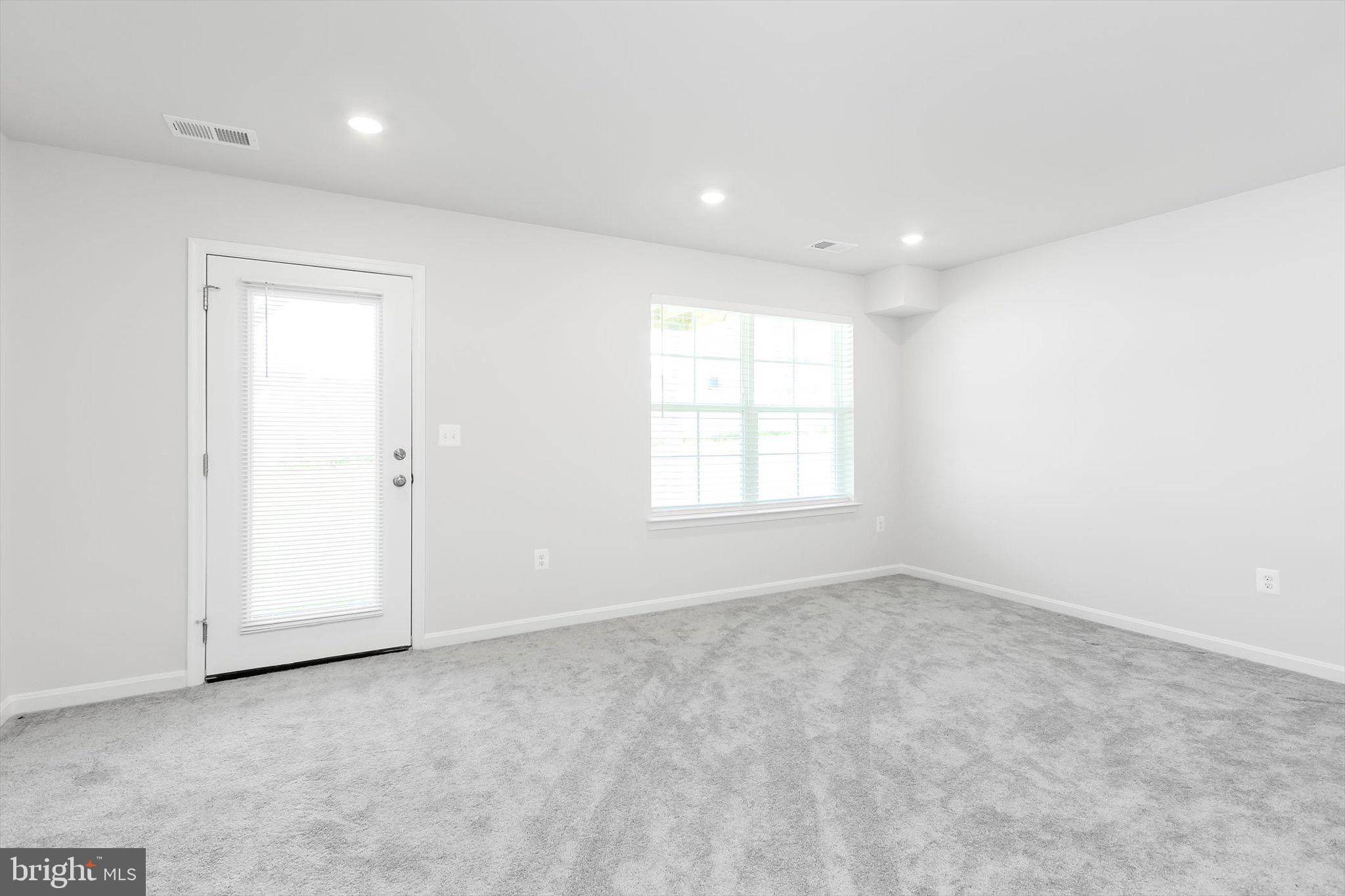 Charles Town, WV 25414,206 TELLURIDE WAY
