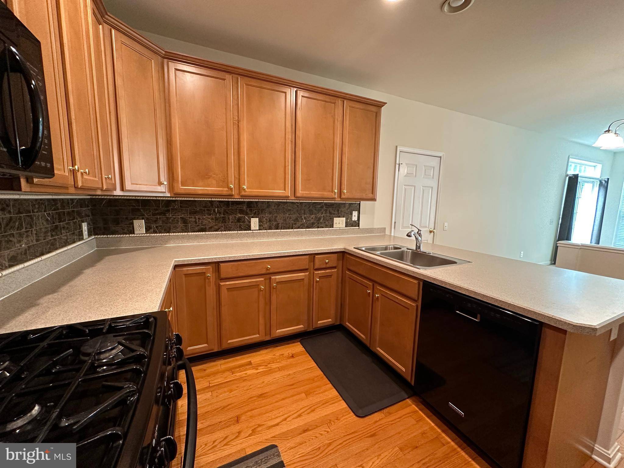Chester Springs, PA 19425,910 HARSDALE WAY