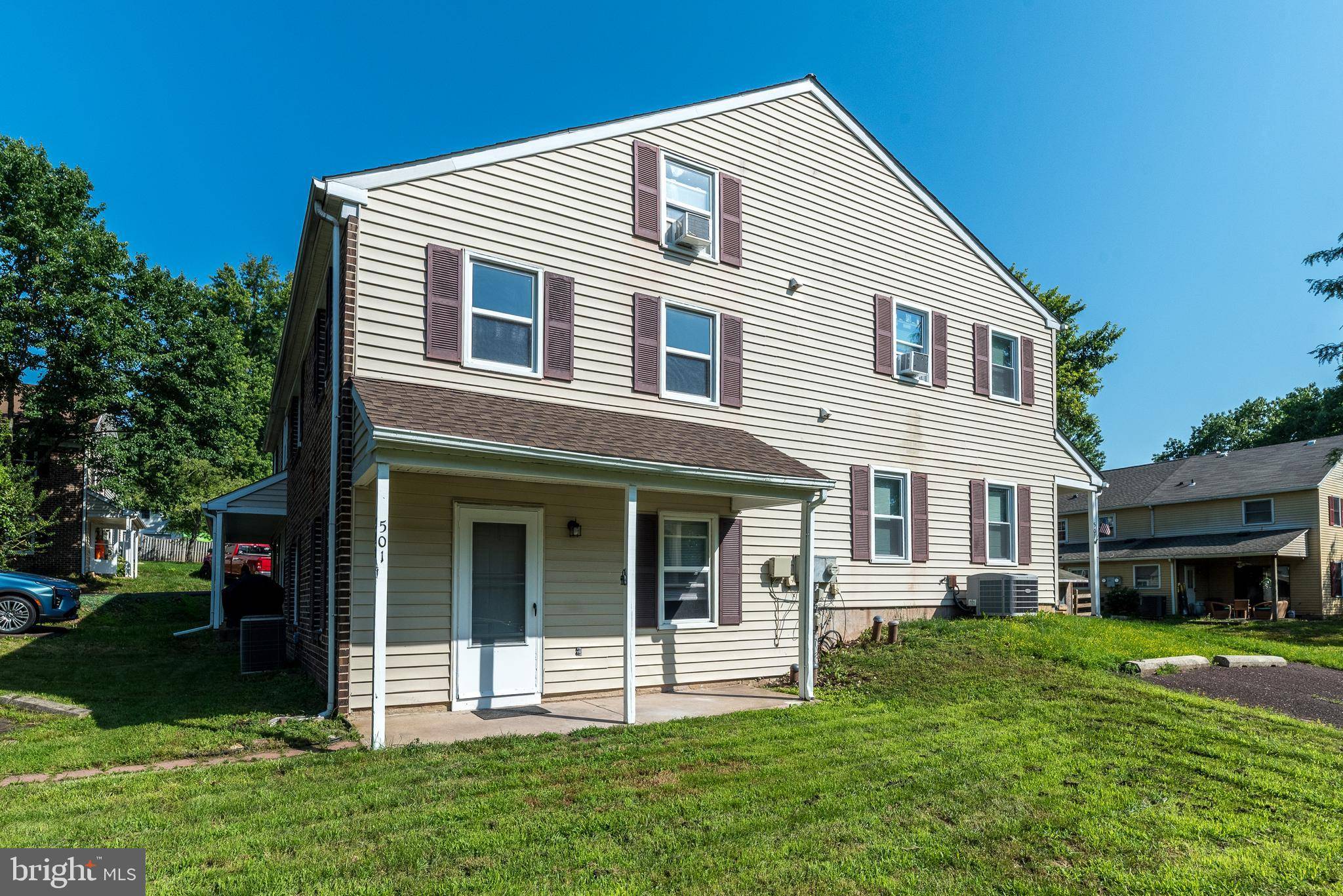 Sellersville, PA 18960,501 HICKORY LN