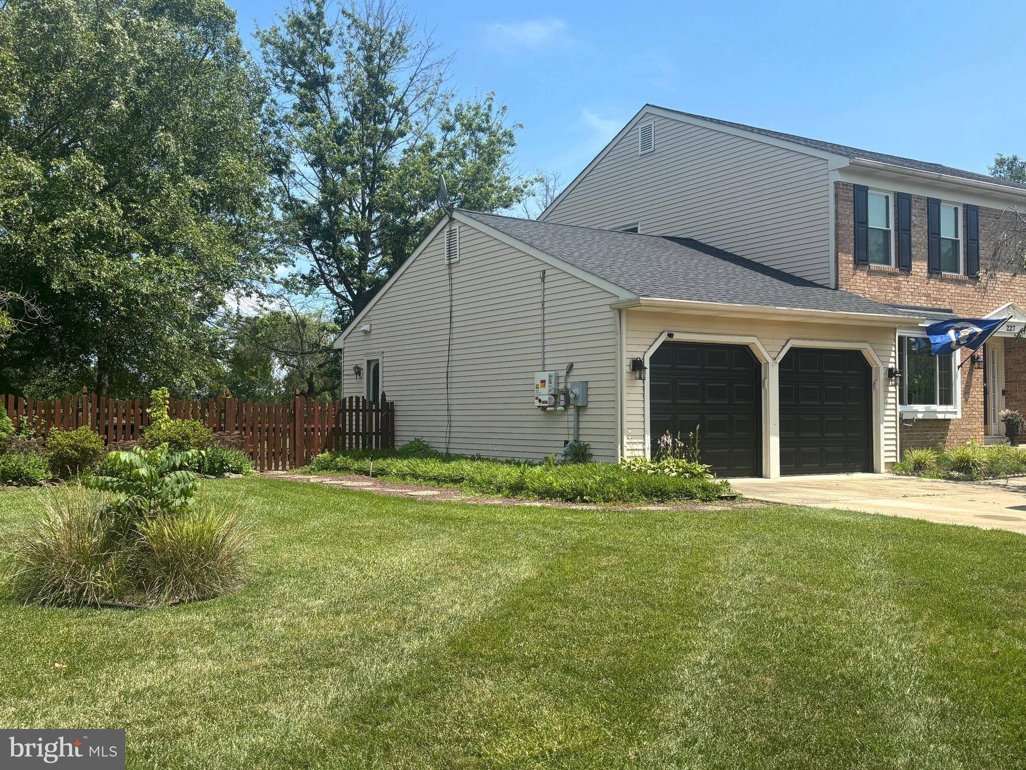 Sewell, NJ 08080,227 RAMBLEWOOD DR