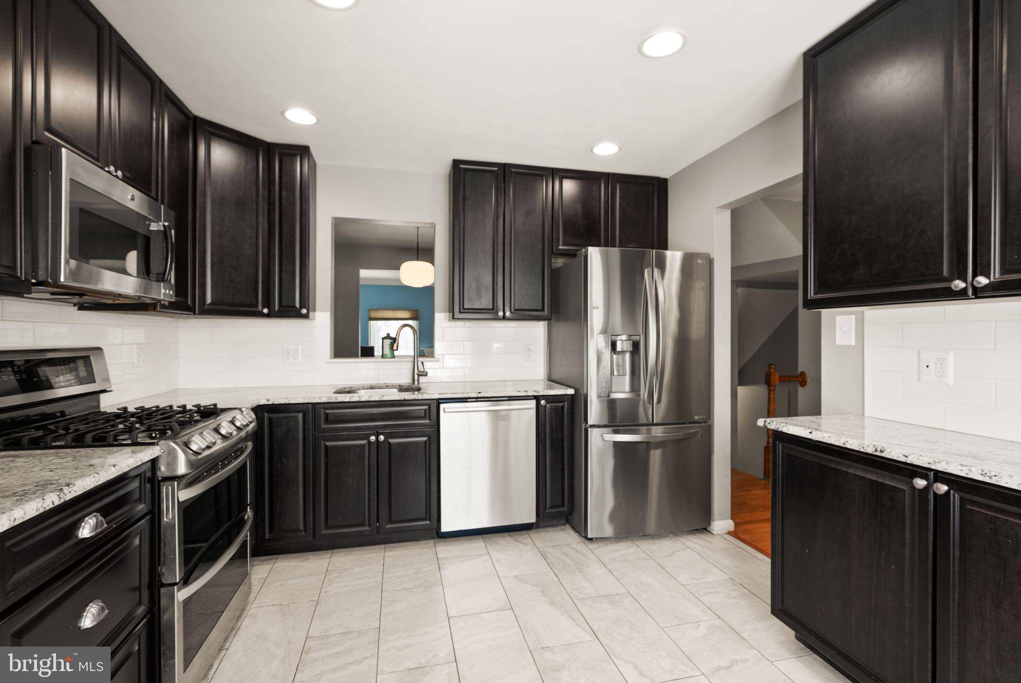 Alexandria, VA 22315,8074 SKY BLUE DR