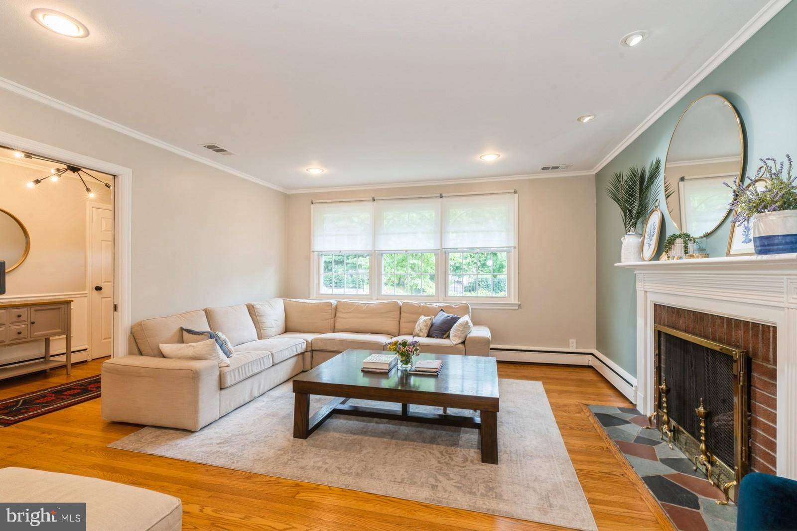 Princeton Junction, NJ 08550,76 CRANBURY RD
