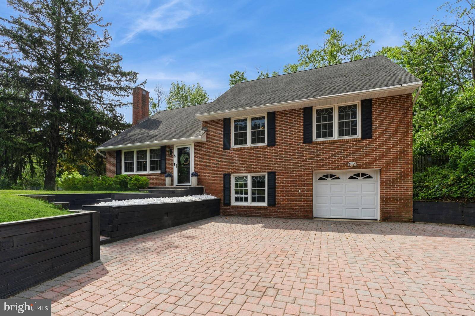 Princeton Junction, NJ 08550,76 CRANBURY RD