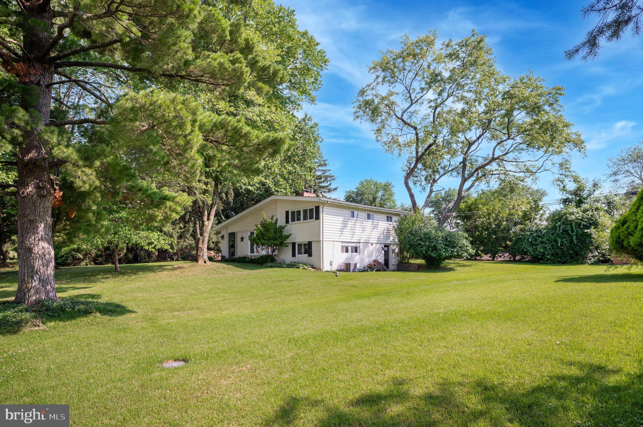Blue Bell, PA 19422,1526 PULASKI DR