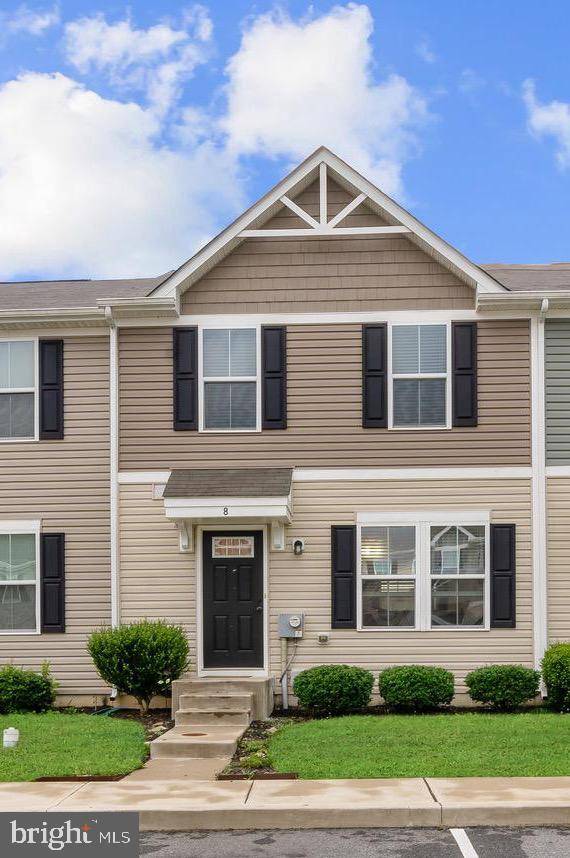 Elkton, MD 21921,8 MARSH LN