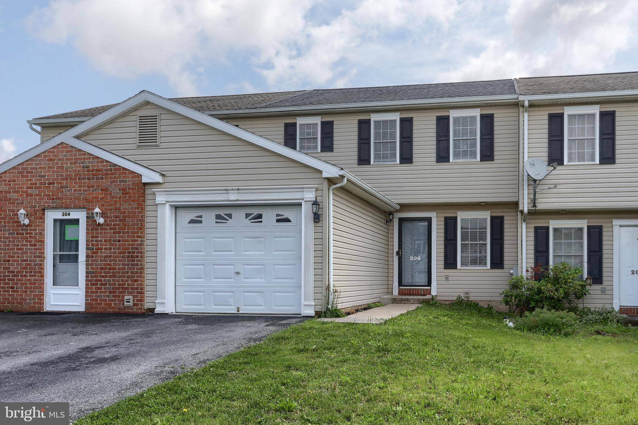 Jonestown, PA 17038,206 LIGHTHOUSE DR