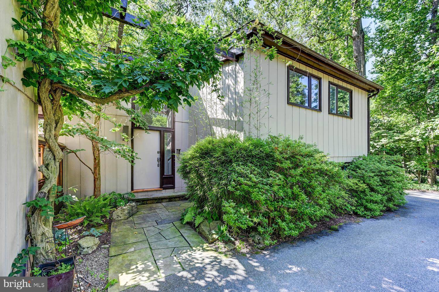 Glen Arm, MD 21057,4401 STARVIEW CT