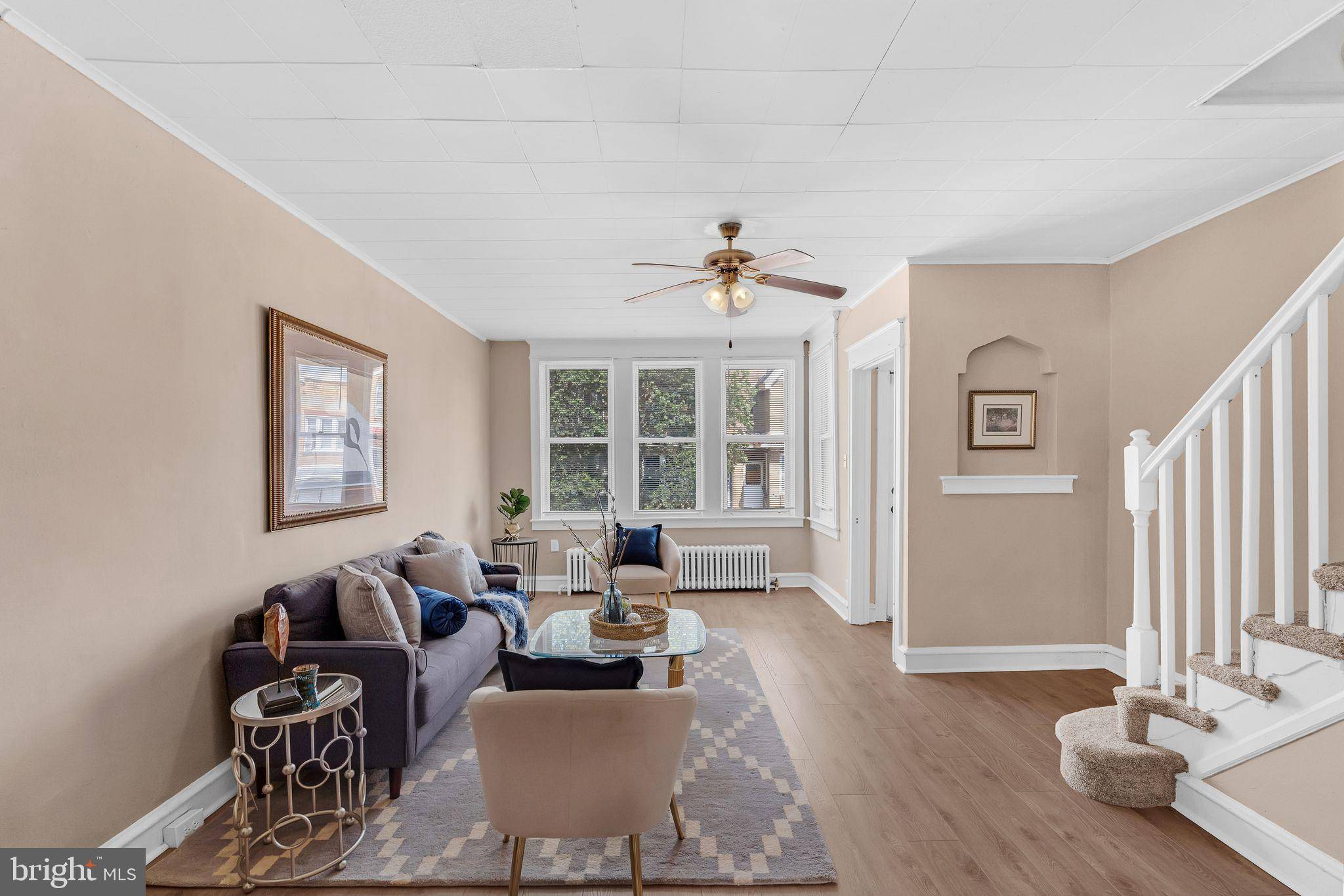 Philadelphia, PA 19120,5004 RORER ST
