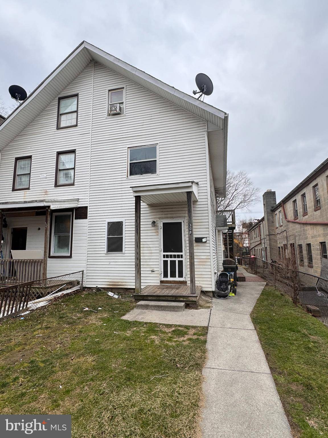Harrisburg, PA 17104,308 HUMMEL ST