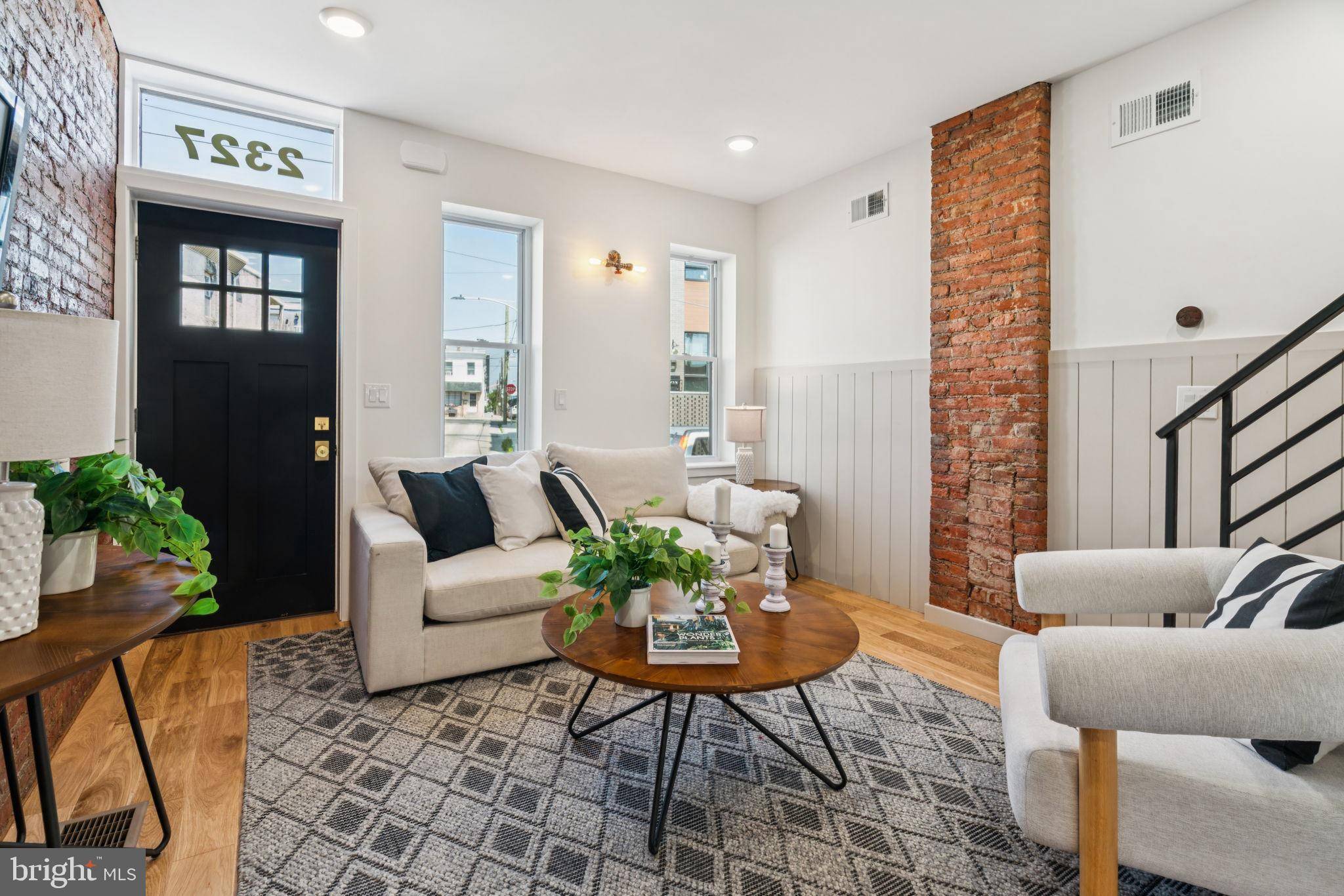 Philadelphia, PA 19125,2327 BELGRADE ST