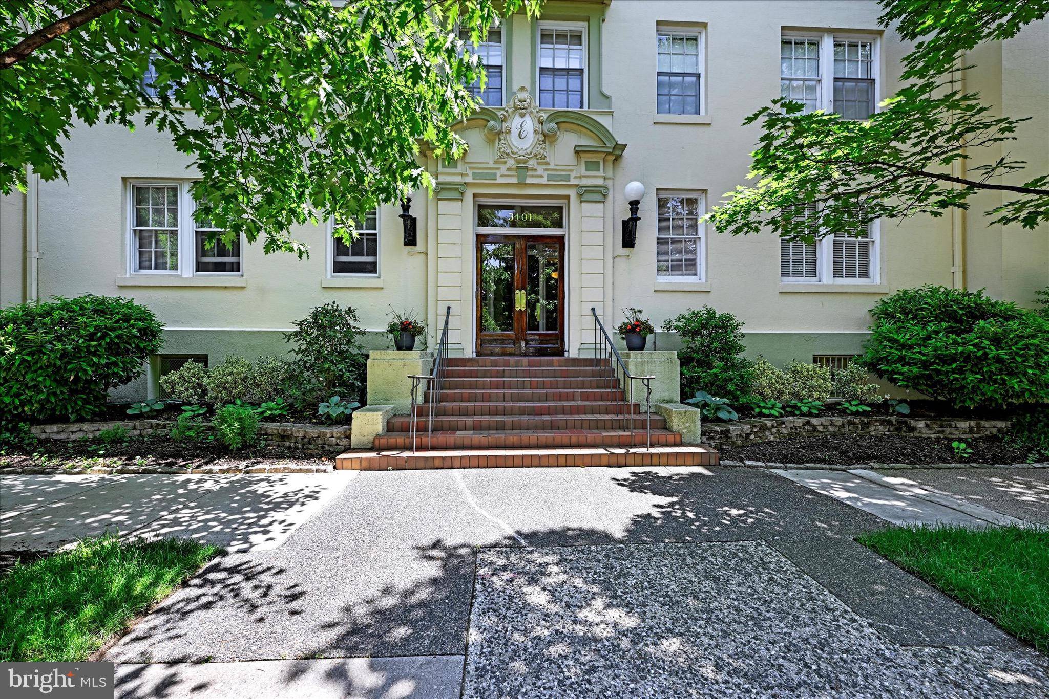 Baltimore, MD 21218,3401 GREENWAY #105