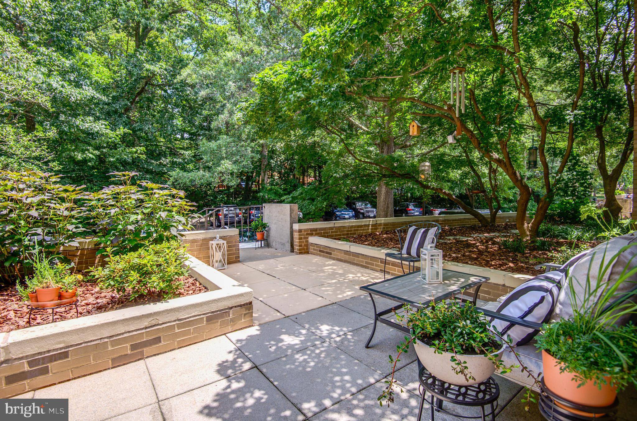 Reston, VA 20190,1642 CHIMNEY HOUSE RD