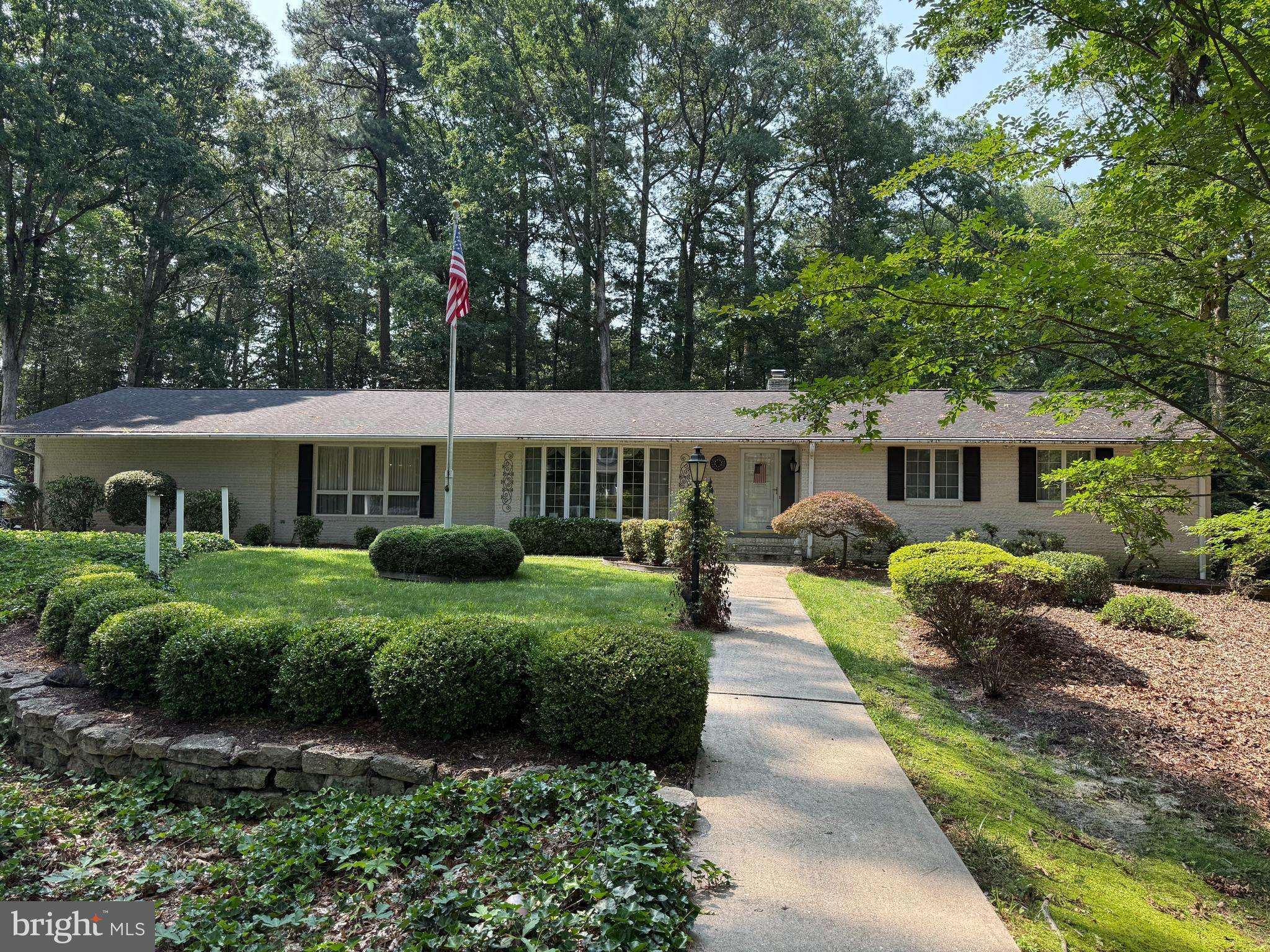 Laurel, DE 19956,32516 HOLLY OAK DR