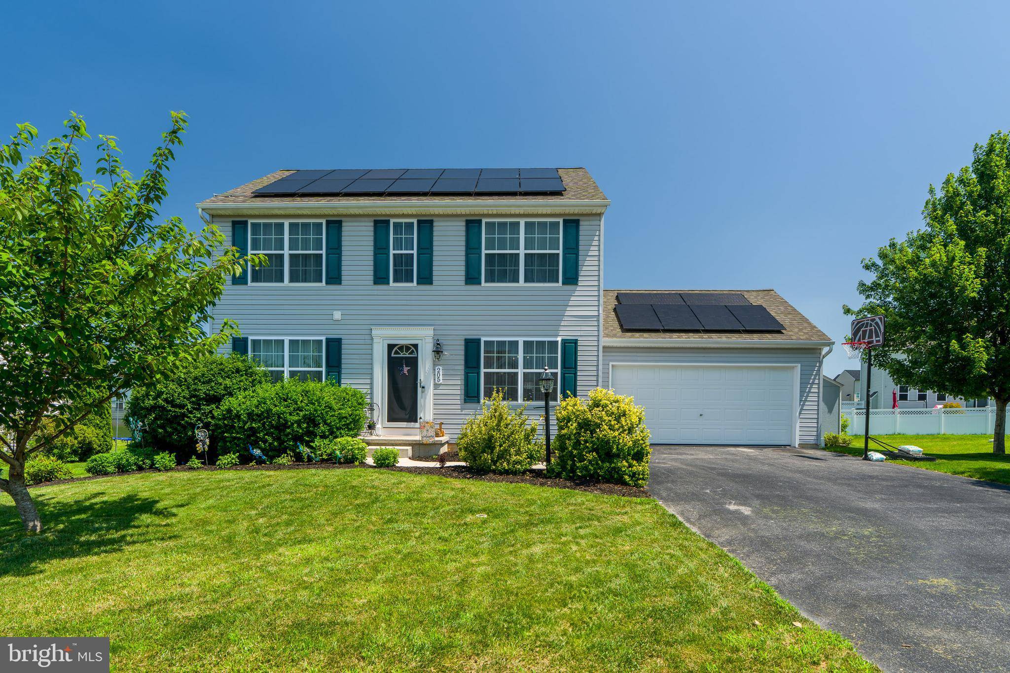 Manchester, PA 17345,205 SPRING MEADOWS RD