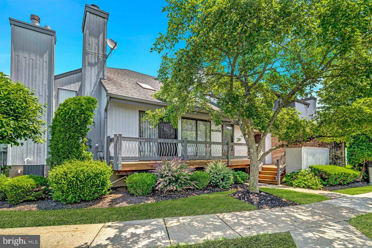 Monmouth Junction, NJ 08852,22 WITCH HAZEL CT