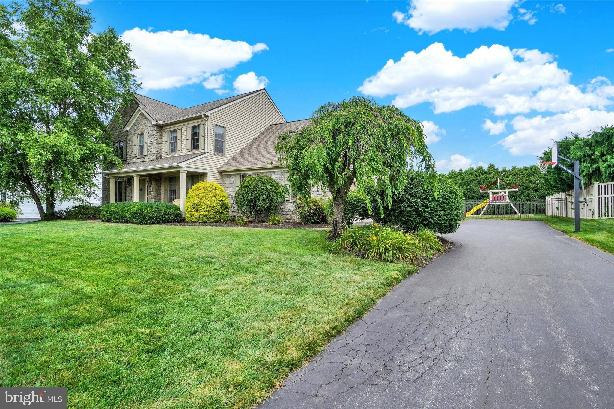 York, PA 17404,1309 STERLING DR