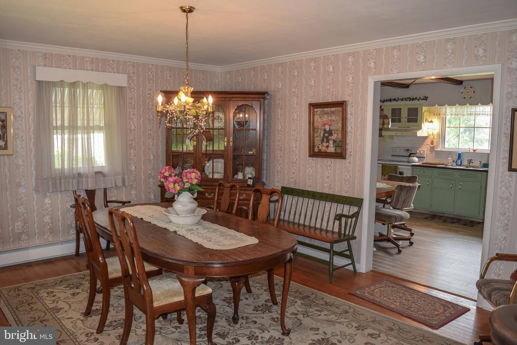 Pottstown, PA 19464,807 W RACE ST