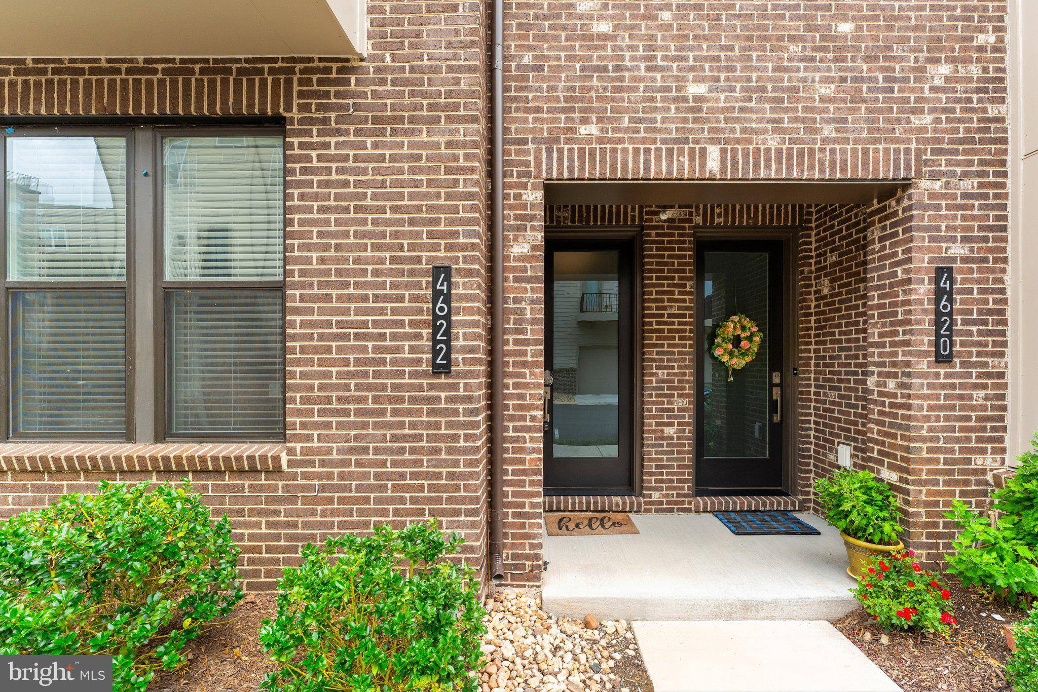 Chantilly, VA 20151,4622 QUINNS MILL WAY