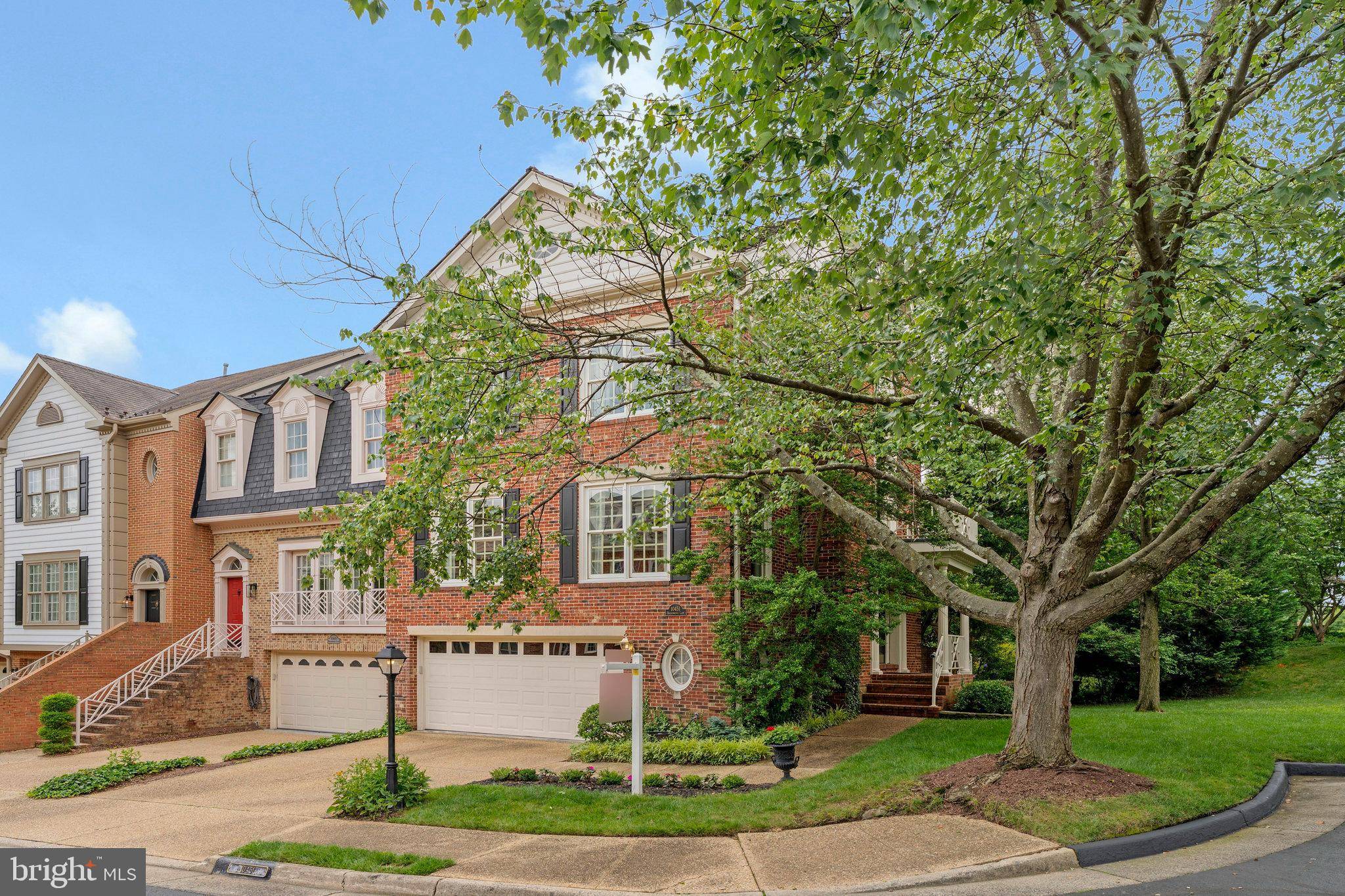 Fairfax, VA 22030,10451 BRECKINRIDGE LN