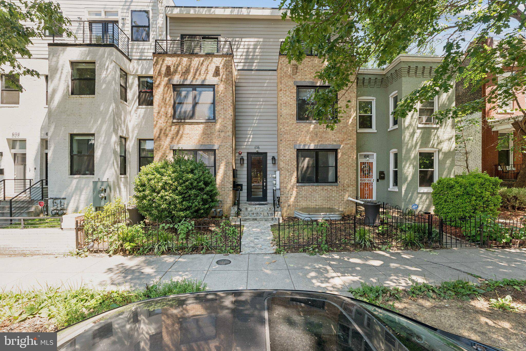 Washington, DC 20002,614 I ST NE #1