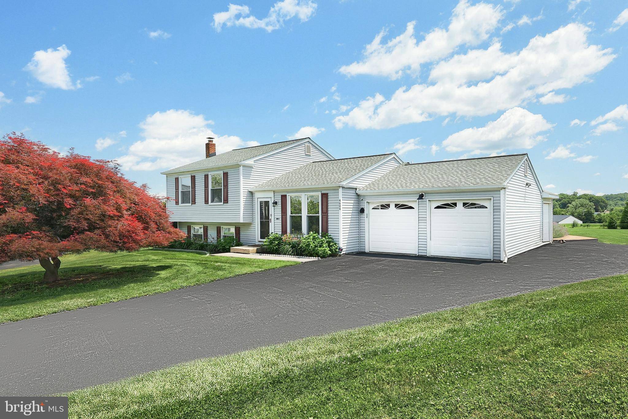Spring Grove, PA 17362,4604 VIEW DR