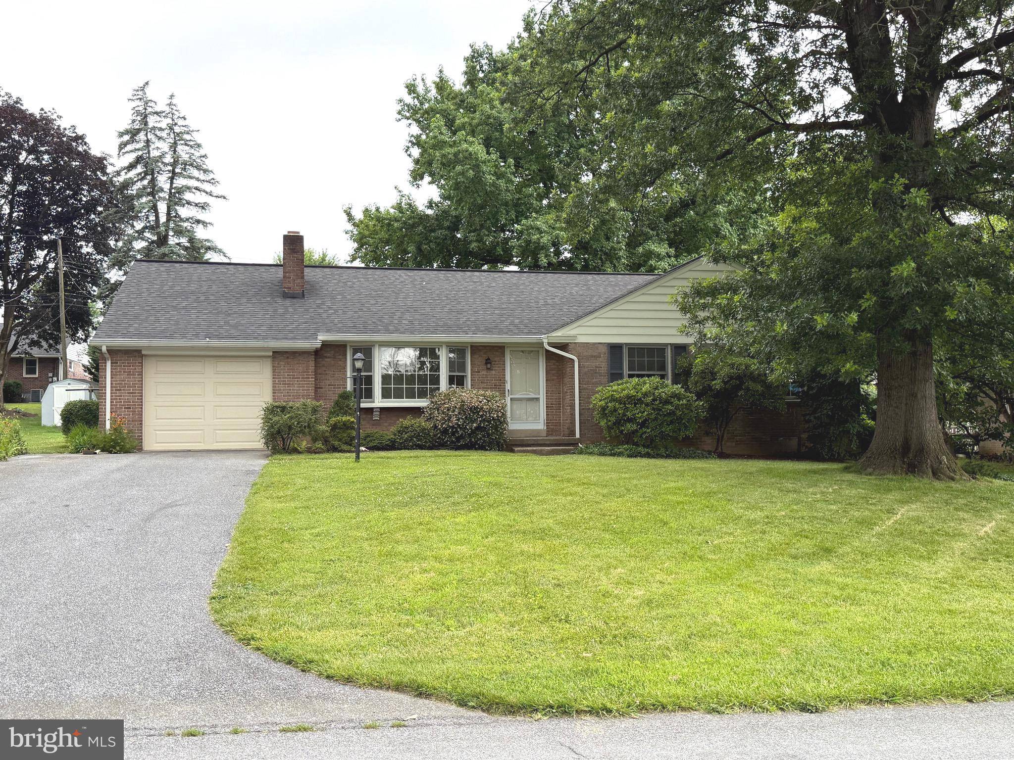 Lancaster, PA 17602,92 GLENDALE DR