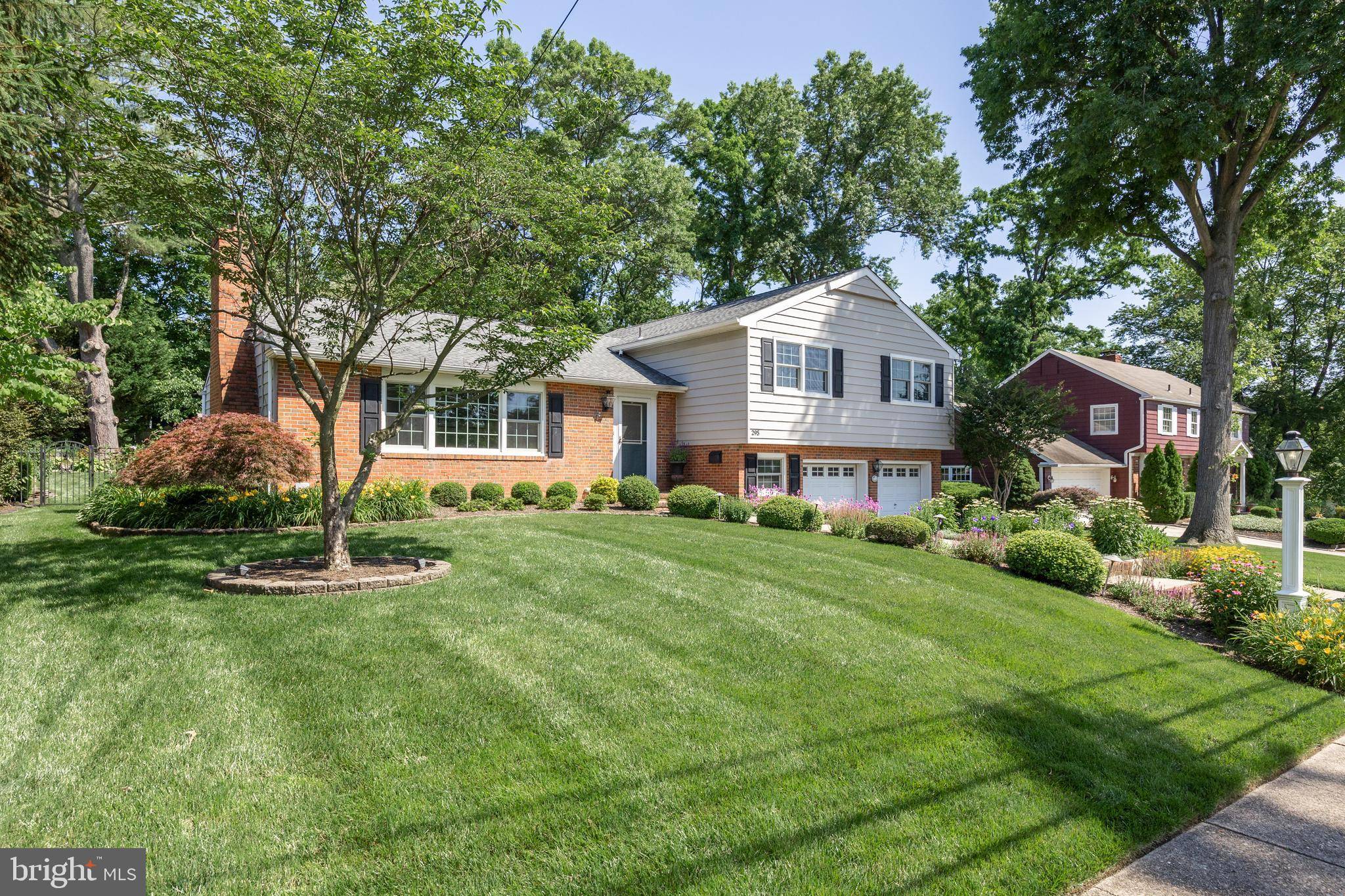 Moorestown, NJ 08057,295 CRESCENT AVE