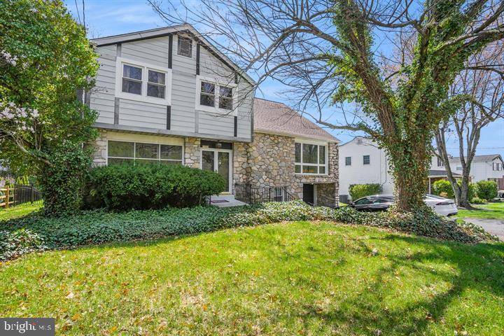 Roslyn, PA 19001,1057 FITZWATERTOWN RD