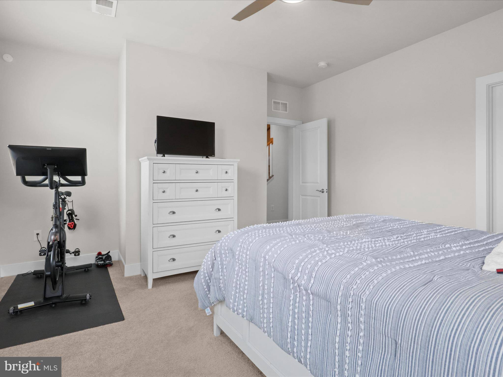 Dumfries, VA 22026,17330 TURNSTONE DR